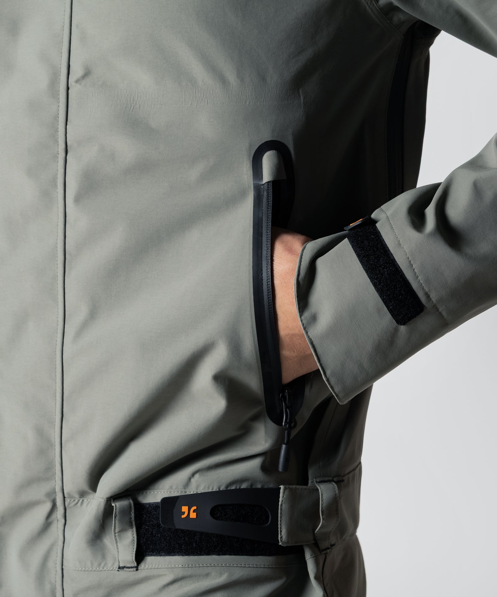 Waterproof zippers