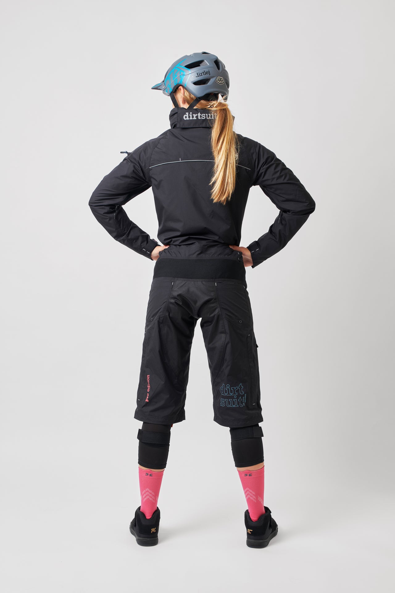 dirtlej dirtsuit pro edition ladies