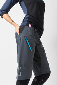 dirtlej trailscout waterproof shorts ladies
